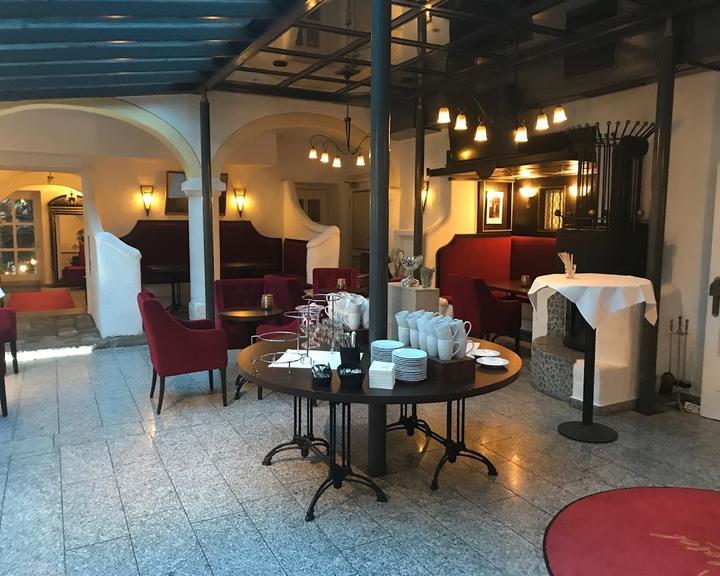 Restaurant - Schlosshotel Neufahrn